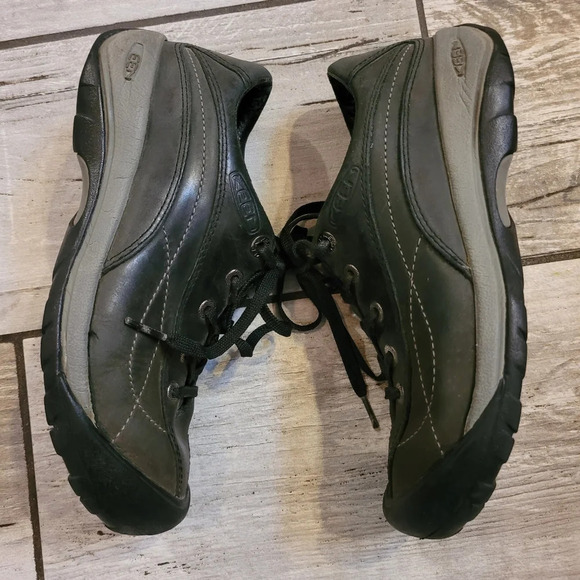 KEEN Toyah Women's 6.5 black gray waterproof leather lace-up outdoors shoes - Picture 4 of 13